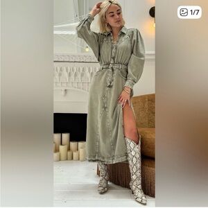 16-FREE PEOPLE MAD LOVE DENIM MIDI